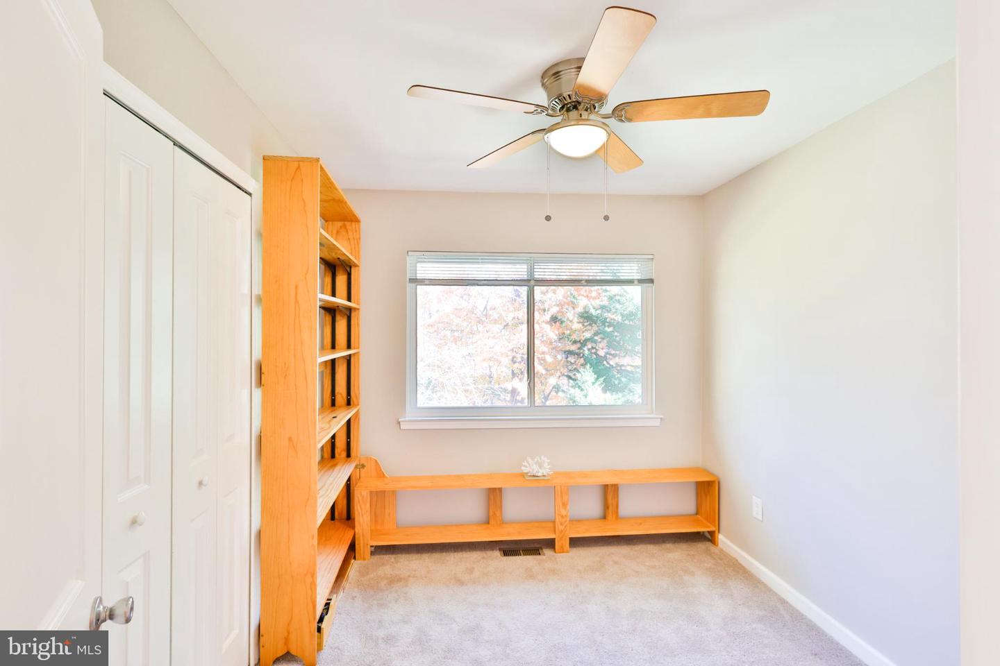 11817 COOPERS CT, RESTON, Virginia 20191, 3 Bedrooms Bedrooms, 8 Rooms Rooms,2 BathroomsBathrooms,Residential,For sale,11817 COOPERS CT,VAFX2277594 MLS # VAFX2277594