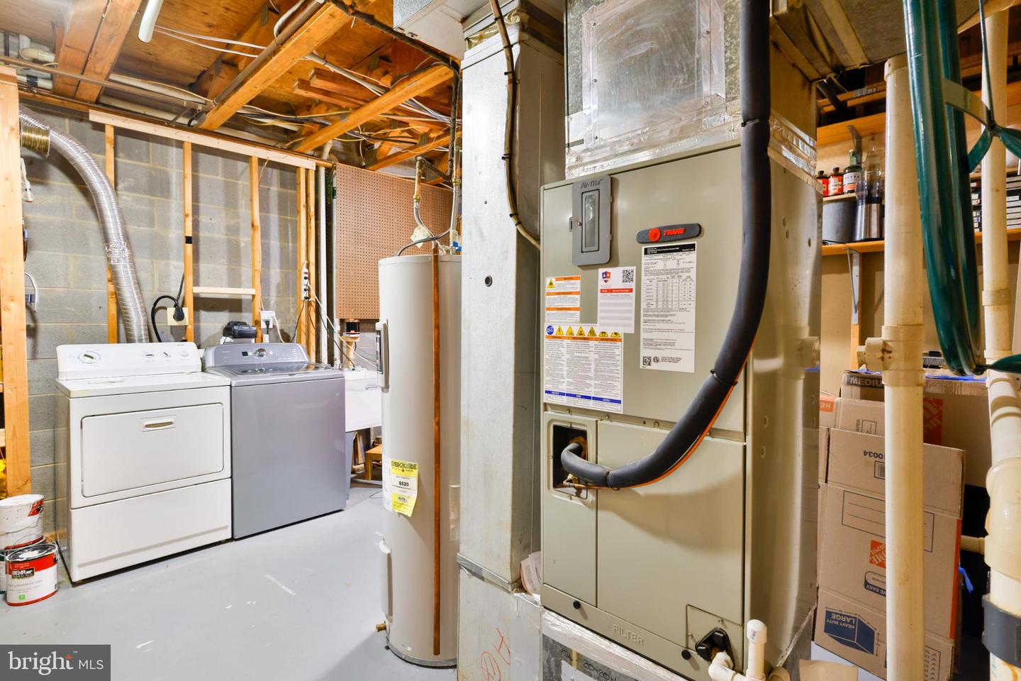 11817 COOPERS CT, RESTON, Virginia 20191, 3 Bedrooms Bedrooms, 8 Rooms Rooms,2 BathroomsBathrooms,Residential,For sale,11817 COOPERS CT,VAFX2277594 MLS # VAFX2277594