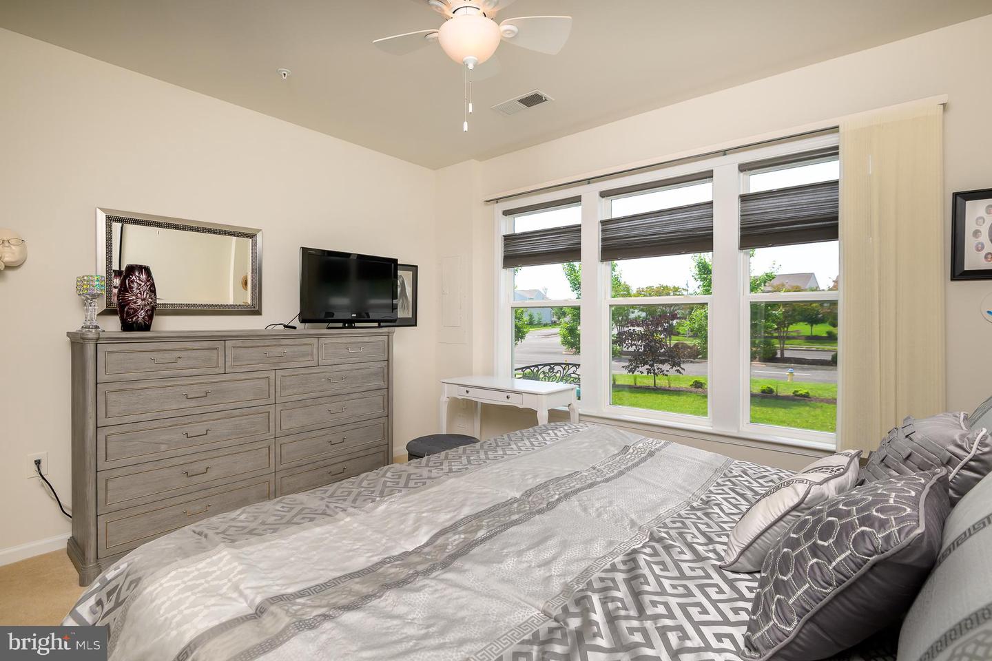 112 LONG POINT DR, FREDERICKSBURG, Virginia 22406, 2 Bedrooms Bedrooms, 10 Rooms Rooms,2 BathroomsBathrooms,Residential,For sale,112 LONG POINT DR,VAST2044020 MLS # VAST2044020