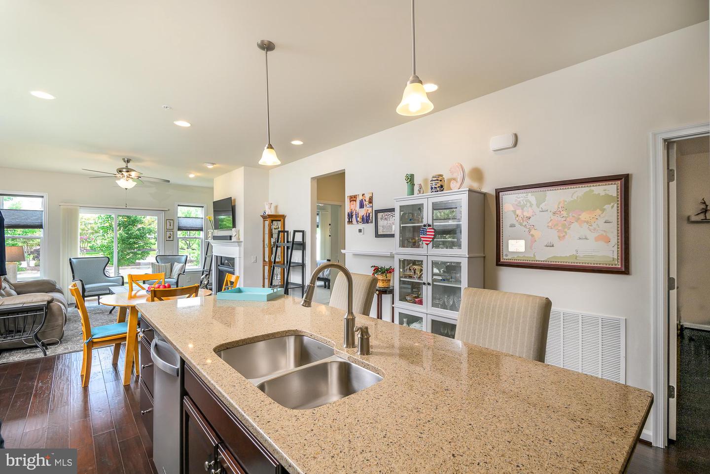 112 LONG POINT DR, FREDERICKSBURG, Virginia 22406, 2 Bedrooms Bedrooms, 10 Rooms Rooms,2 BathroomsBathrooms,Residential,For sale,112 LONG POINT DR,VAST2044020 MLS # VAST2044020