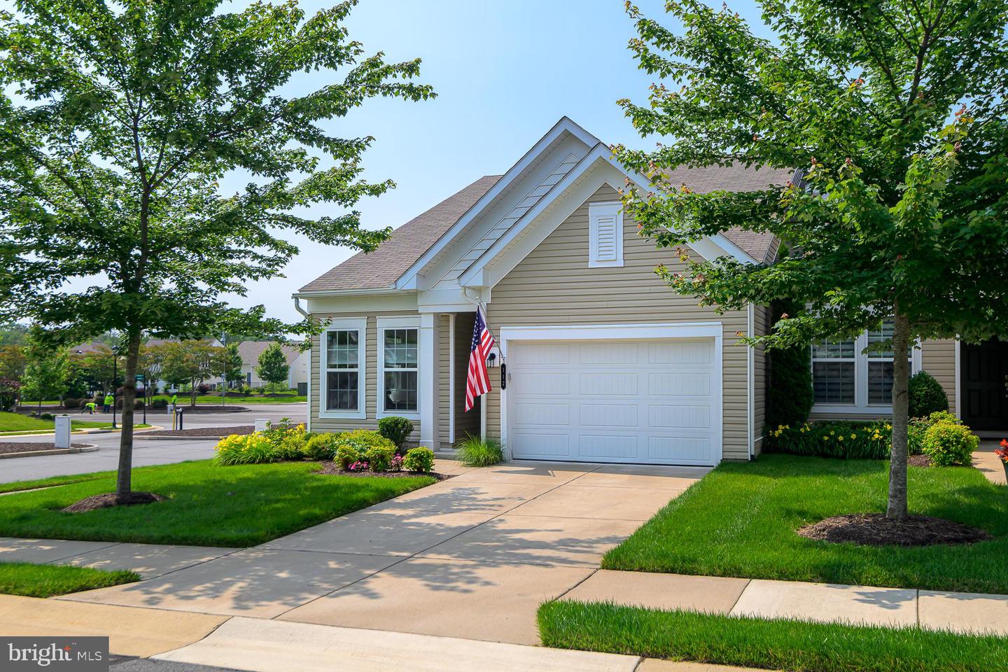 112 LONG POINT DR, FREDERICKSBURG, Virginia 22406, 2 Bedrooms Bedrooms, 10 Rooms Rooms,2 BathroomsBathrooms,Residential,For sale,112 LONG POINT DR,VAST2044020 MLS # VAST2044020