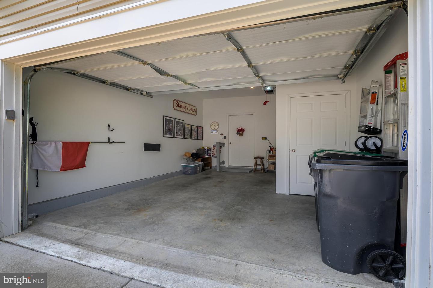 112 LONG POINT DR, FREDERICKSBURG, Virginia 22406, 2 Bedrooms Bedrooms, 10 Rooms Rooms,2 BathroomsBathrooms,Residential,For sale,112 LONG POINT DR,VAST2044020 MLS # VAST2044020