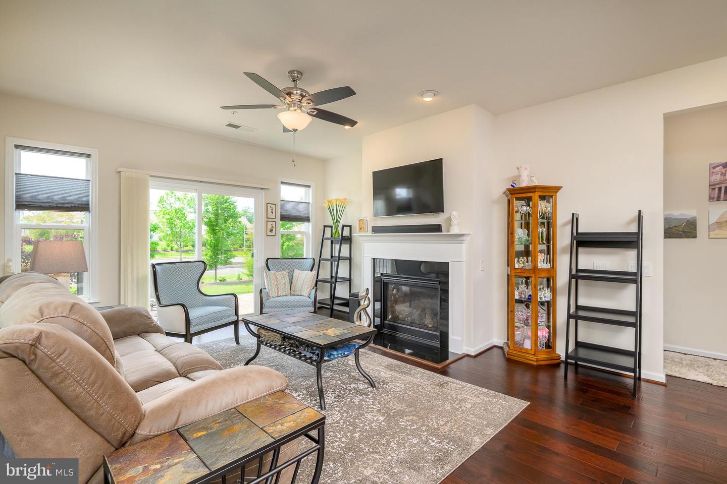 112 LONG POINT DR, FREDERICKSBURG, Virginia 22406, 2 Bedrooms Bedrooms, 10 Rooms Rooms,2 BathroomsBathrooms,Residential,For sale,112 LONG POINT DR,VAST2044020 MLS # VAST2044020