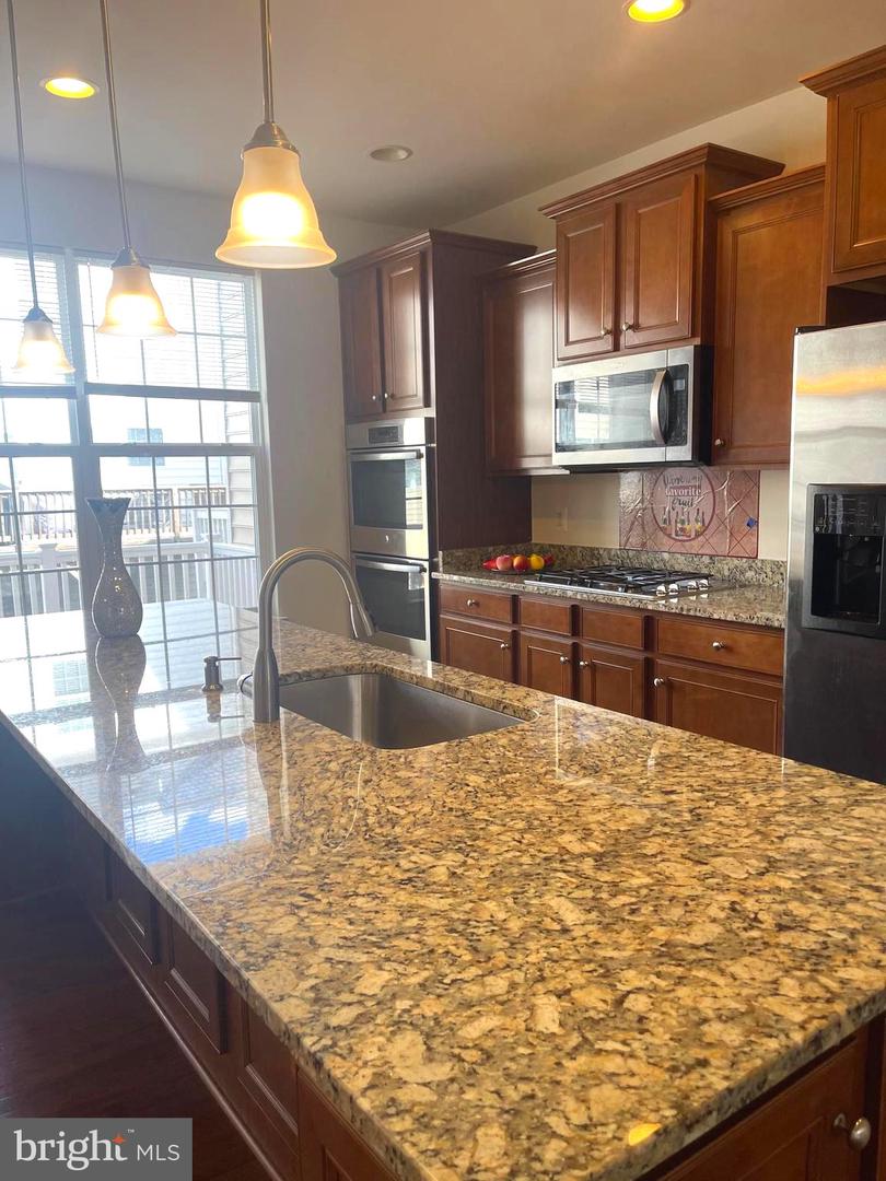 9097 BELO GATE DR, MANASSAS PARK, Virginia 20111, 3 Bedrooms Bedrooms, 1 Room Rooms,3 BathroomsBathrooms,Residential,For sale,9097 BELO GATE DR,VAMP2003452 MLS # VAMP2003452