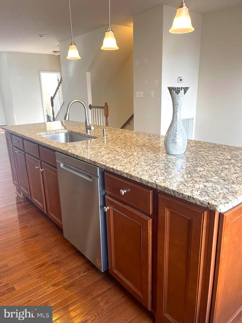 9097 BELO GATE DR, MANASSAS PARK, Virginia 20111, 3 Bedrooms Bedrooms, 1 Room Rooms,3 BathroomsBathrooms,Residential,For sale,9097 BELO GATE DR,VAMP2003452 MLS # VAMP2003452