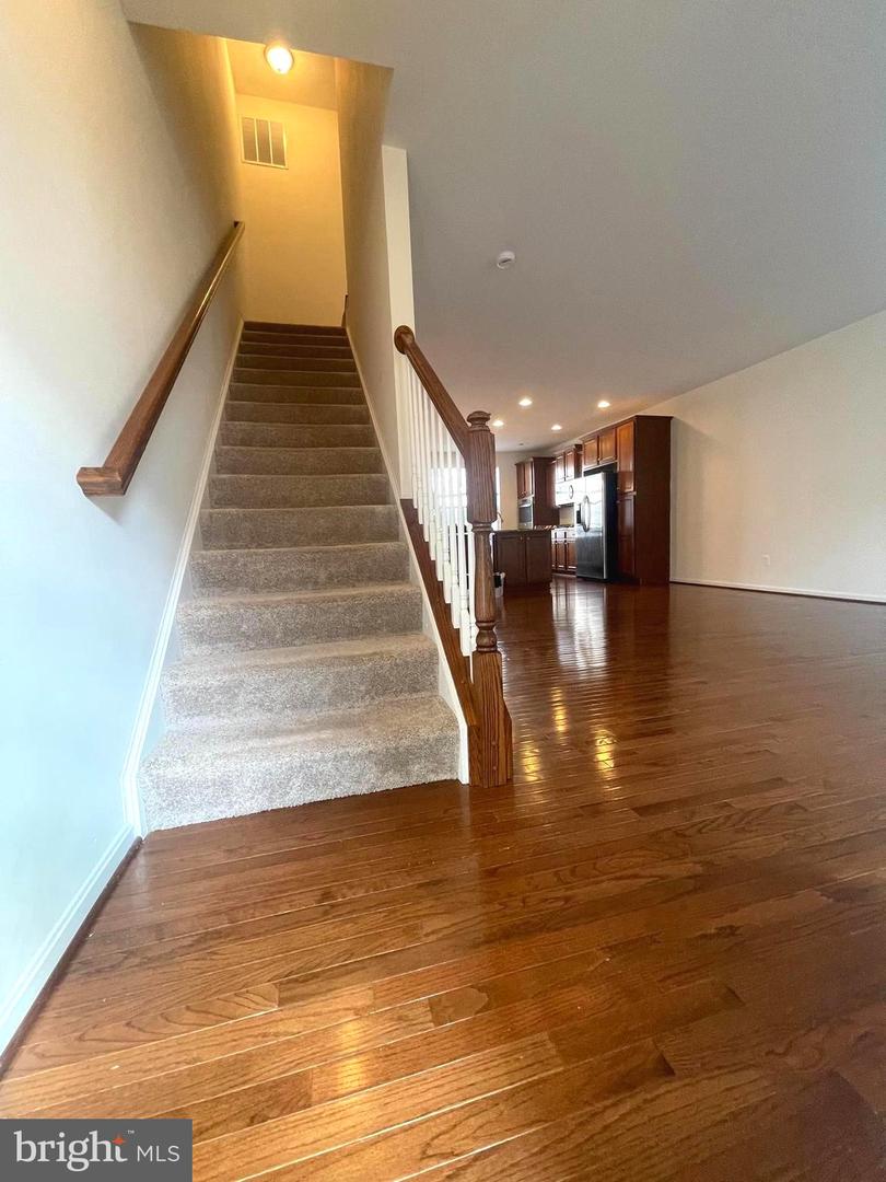 9097 BELO GATE DR, MANASSAS PARK, Virginia 20111, 3 Bedrooms Bedrooms, 1 Room Rooms,3 BathroomsBathrooms,Residential,For sale,9097 BELO GATE DR,VAMP2003452 MLS # VAMP2003452