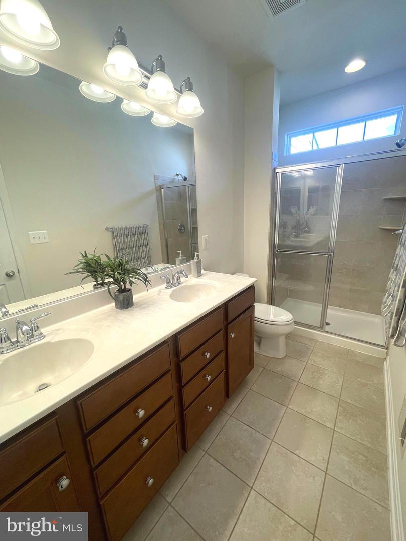 9097 BELO GATE DR, MANASSAS PARK, Virginia 20111, 3 Bedrooms Bedrooms, 1 Room Rooms,3 BathroomsBathrooms,Residential,For sale,9097 BELO GATE DR,VAMP2003452 MLS # VAMP2003452