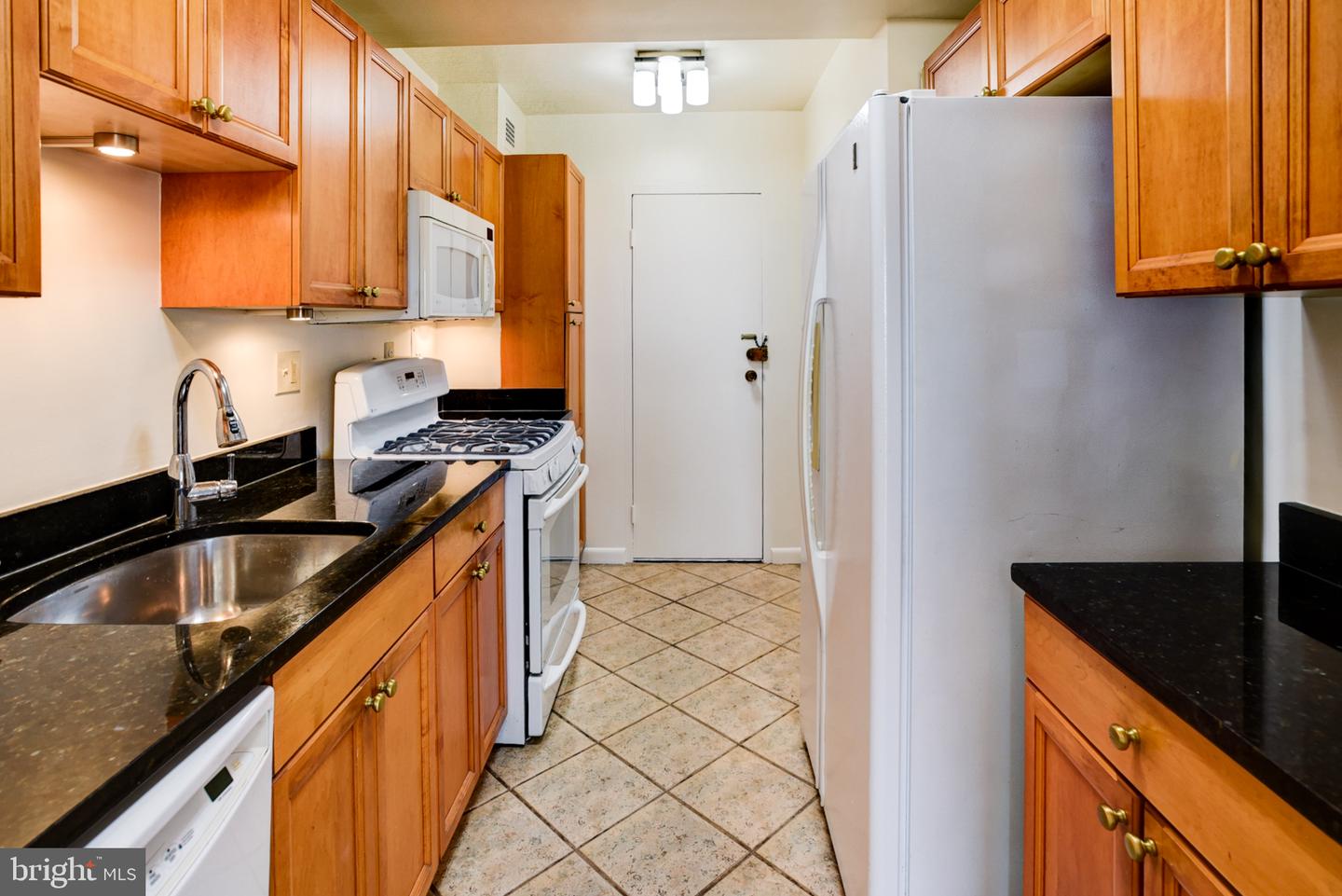 4201 CATHEDRAL AVE NW #1406E, WASHINGTON, District Of Columbia 20016, 1 Bedroom Bedrooms, ,1 BathroomBathrooms,Residential,For sale,4201 CATHEDRAL AVE NW #1406E,DCDC2230544 MLS # DCDC2230544