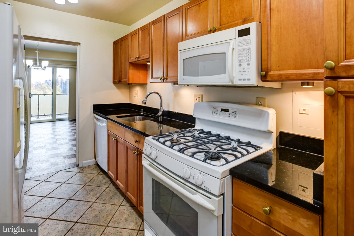 4201 CATHEDRAL AVE NW #1406E, WASHINGTON, District Of Columbia 20016, 1 Bedroom Bedrooms, ,1 BathroomBathrooms,Residential,For sale,4201 CATHEDRAL AVE NW #1406E,DCDC2230544 MLS # DCDC2230544