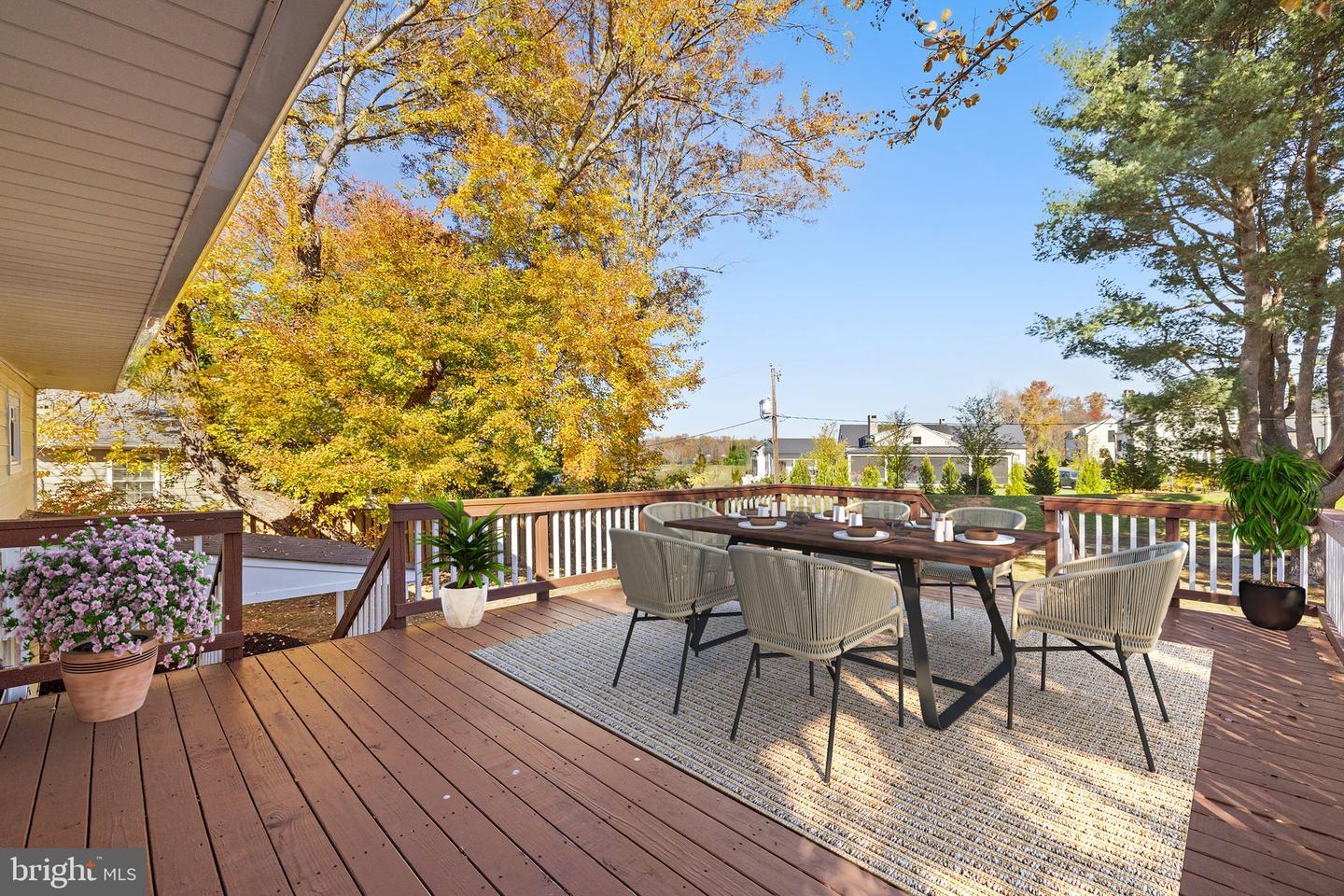 702 STONEWALL AVE, MIDDLEBURG, Virginia 20117, 4 Bedrooms Bedrooms, ,2 BathroomsBathrooms,Residential,For sale,702 STONEWALL AVE,VALO2110642 MLS # VALO2110642