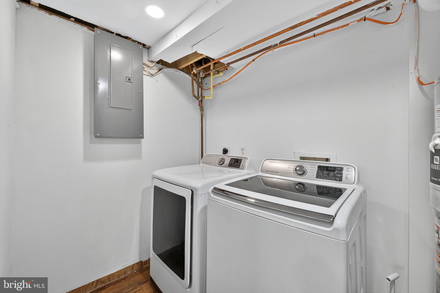 702 STONEWALL AVE, MIDDLEBURG, Virginia 20117, 4 Bedrooms Bedrooms, ,2 BathroomsBathrooms,Residential,For sale,702 STONEWALL AVE,VALO2110642 MLS # VALO2110642