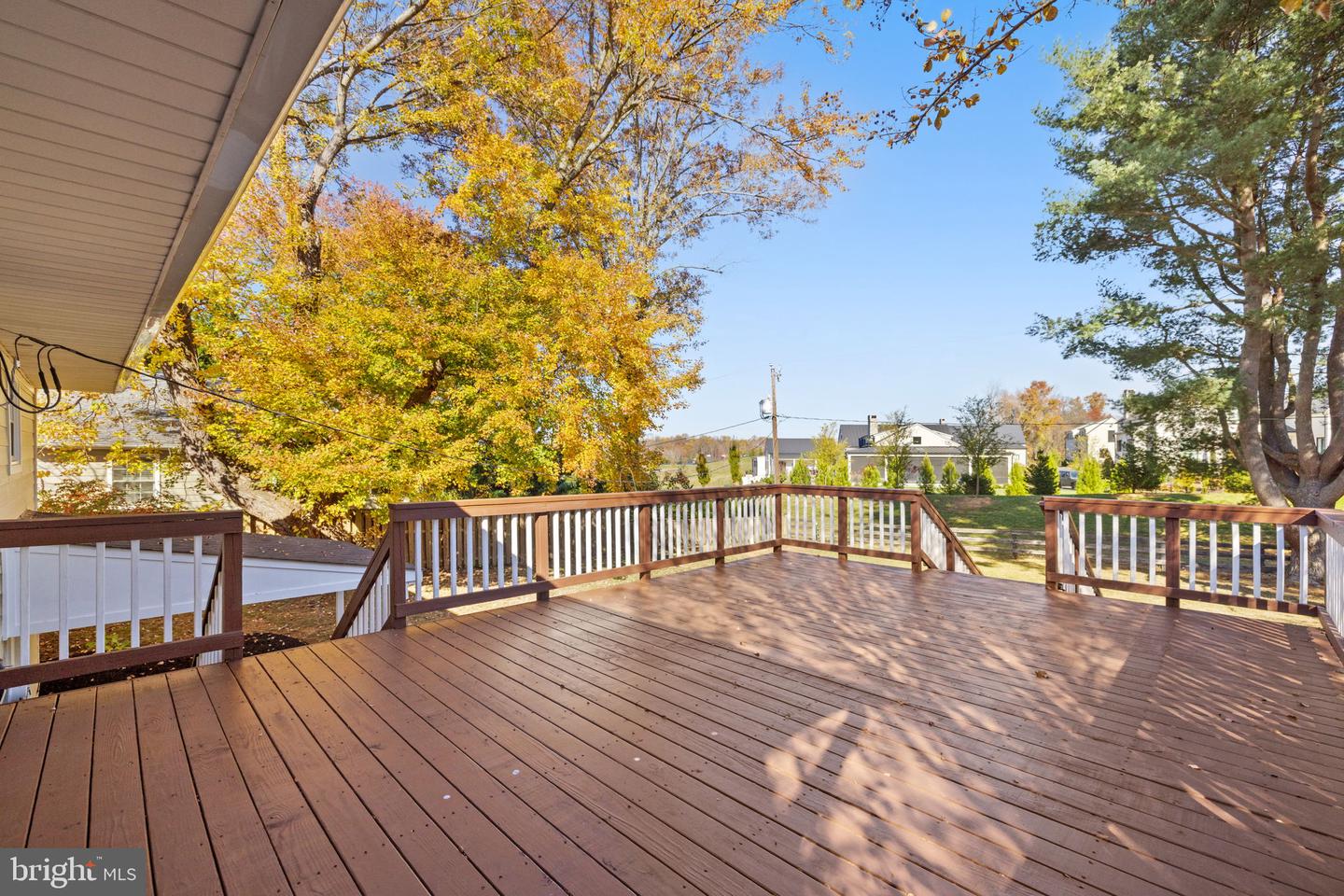 702 STONEWALL AVE, MIDDLEBURG, Virginia 20117, 4 Bedrooms Bedrooms, ,2 BathroomsBathrooms,Residential,For sale,702 STONEWALL AVE,VALO2110642 MLS # VALO2110642