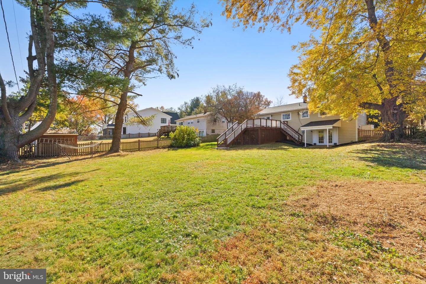 702 STONEWALL AVE, MIDDLEBURG, Virginia 20117, 4 Bedrooms Bedrooms, ,2 BathroomsBathrooms,Residential,For sale,702 STONEWALL AVE,VALO2110642 MLS # VALO2110642