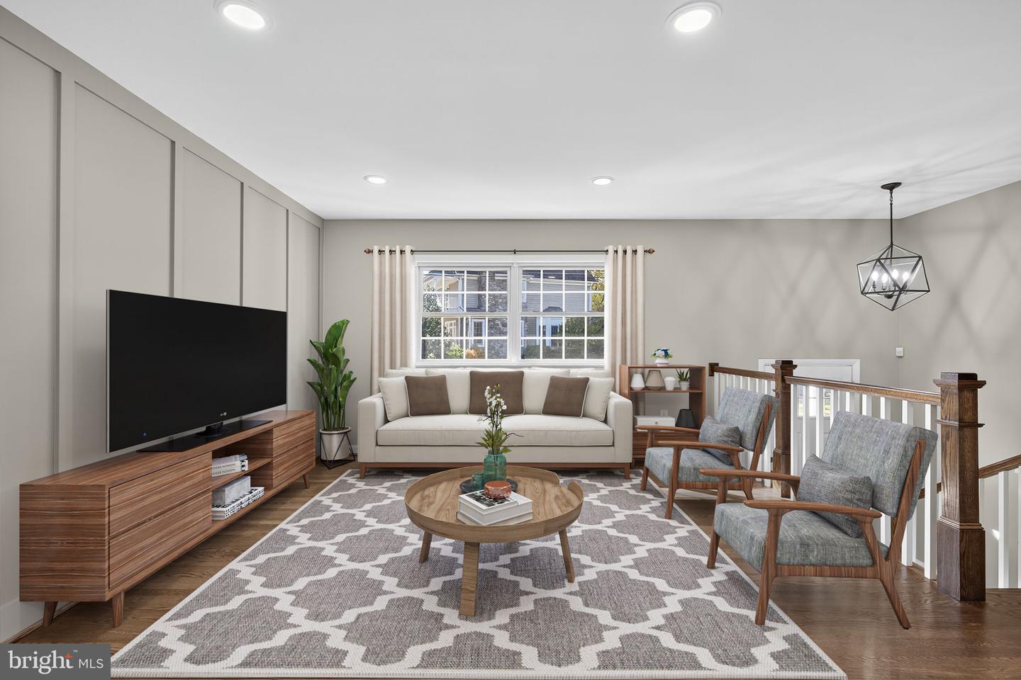 702 STONEWALL AVE, MIDDLEBURG, Virginia 20117, 4 Bedrooms Bedrooms, ,2 BathroomsBathrooms,Residential,For sale,702 STONEWALL AVE,VALO2110642 MLS # VALO2110642