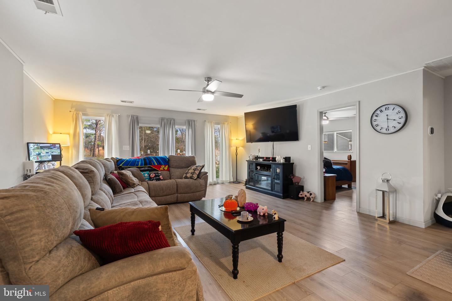 108 CHEYENNE TRL, WINCHESTER, Virginia 22602, 2 Bedrooms Bedrooms, ,1 BathroomBathrooms,Residential,For sale,108 CHEYENNE TRL,VAFV2037924 MLS # VAFV2037924 108 CHEYENNE TRL, WINCHESTER, Virginia 22602, 2 Bedrooms Bedrooms, ,1 BathroomBathrooms,Residential,For sale,108 CHEYENNE TRL,VAFV2037924 MLS # VAFV2037924