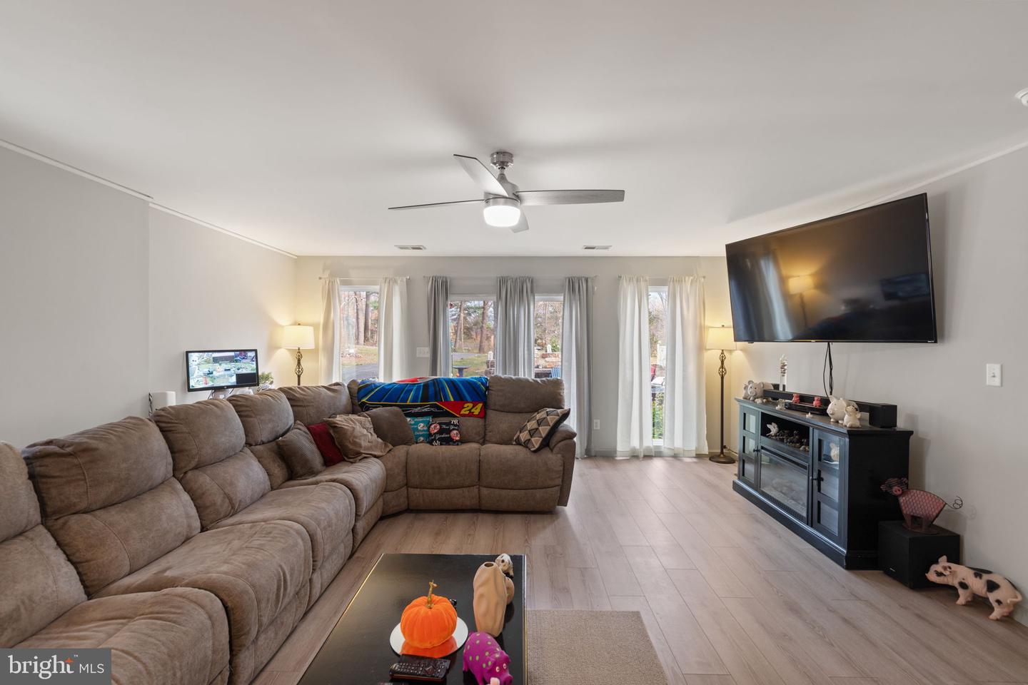 108 CHEYENNE TRL, WINCHESTER, Virginia 22602, 2 Bedrooms Bedrooms, ,1 BathroomBathrooms,Residential,For sale,108 CHEYENNE TRL,VAFV2037924 MLS # VAFV2037924 108 CHEYENNE TRL, WINCHESTER, Virginia 22602, 2 Bedrooms Bedrooms, ,1 BathroomBathrooms,Residential,For sale,108 CHEYENNE TRL,VAFV2037924 MLS # VAFV2037924