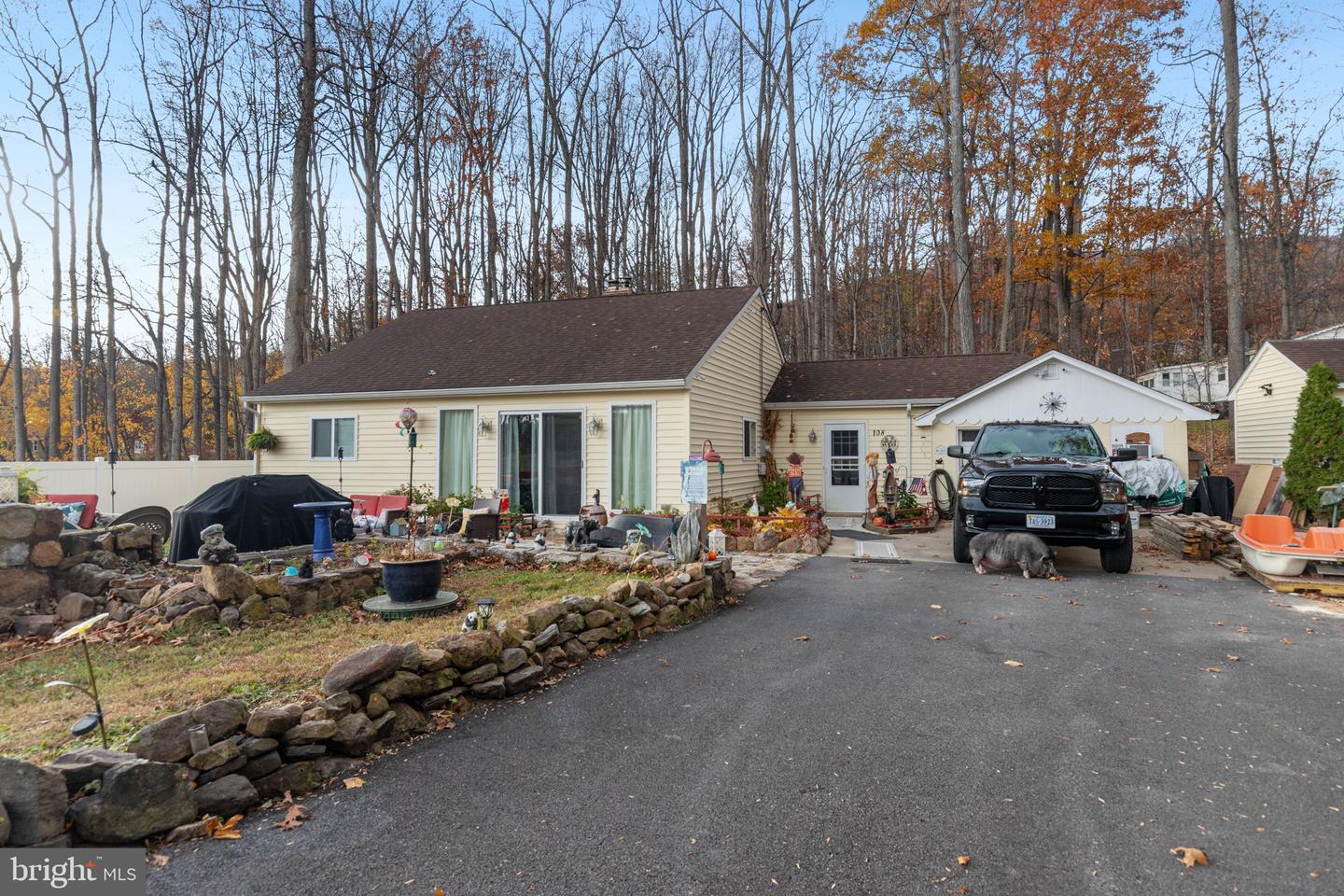 108 CHEYENNE TRL, WINCHESTER, Virginia 22602, 2 Bedrooms Bedrooms, ,1 BathroomBathrooms,Residential,For sale,108 CHEYENNE TRL,VAFV2037924 MLS # VAFV2037924 108 CHEYENNE TRL, WINCHESTER, Virginia 22602, 2 Bedrooms Bedrooms, ,1 BathroomBathrooms,Residential,For sale,108 CHEYENNE TRL,VAFV2037924 MLS # VAFV2037924