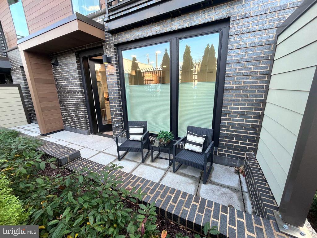 701 N HENRY ST #104, ALEXANDRIA, Virginia 22314, 2 Bedrooms Bedrooms, ,2 BathroomsBathrooms,Residential,For sale,701 N HENRY ST #104,VAAX2051664 MLS # VAAX2051664 701 N HENRY ST #104, ALEXANDRIA, Virginia 22314, 2 Bedrooms Bedrooms, ,2 BathroomsBathrooms,Residential,For sale,701 N HENRY ST #104,VAAX2051664 MLS # VAAX2051664