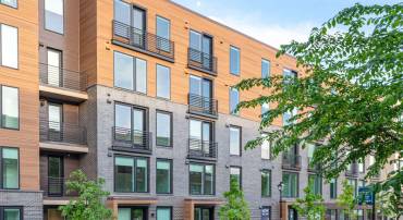 701 N HENRY ST #104, ALEXANDRIA, Virginia 22314, 2 Bedrooms Bedrooms, ,2 BathroomsBathrooms,Residential,For sale,701 N HENRY ST #104,VAAX2051664 MLS # VAAX2051664