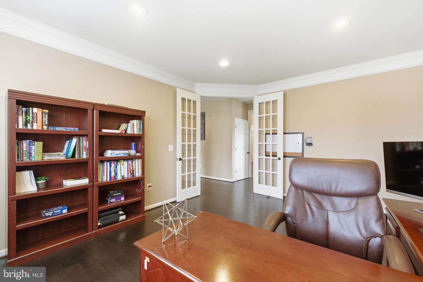 14612 BRIDLE CREEK RD, WOODBRIDGE, Virginia 22193, 6 Bedrooms Bedrooms, ,4 BathroomsBathrooms,Residential,For sale,14612 BRIDLE CREEK RD,VAPW2107610 MLS # VAPW2107610