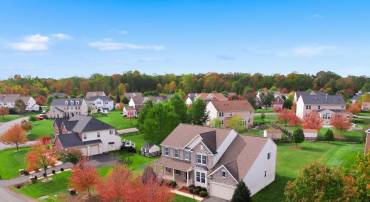 14612 BRIDLE CREEK RD, WOODBRIDGE, Virginia 22193, 6 Bedrooms Bedrooms, ,4 BathroomsBathrooms,Residential,For sale,14612 BRIDLE CREEK RD,VAPW2107610 MLS # VAPW2107610