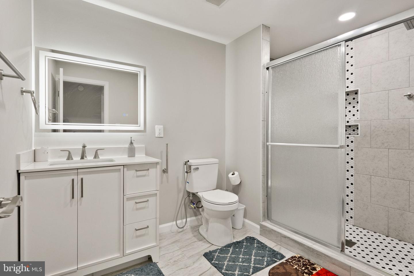 15725 MARBURY HEIGHTS WAY, DUMFRIES, Virginia 22025, 5 Bedrooms Bedrooms, ,3 BathroomsBathrooms,Residential,For sale,15725 MARBURY HEIGHTS WAY,VAPW2107612 MLS # VAPW2107612