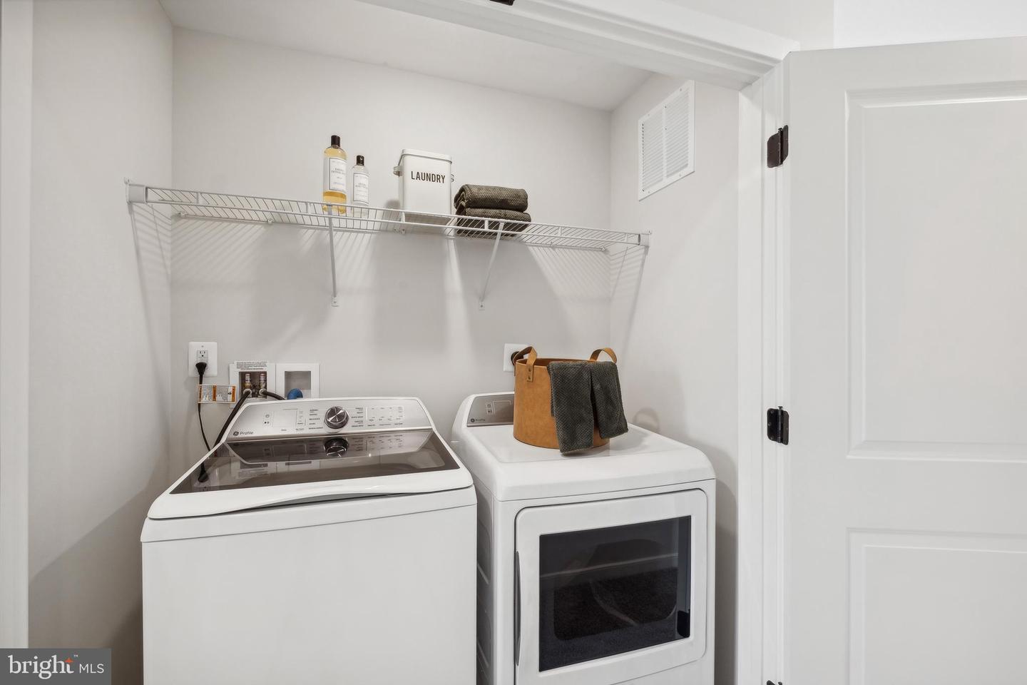 2645 COUGAR LN #LOT 402, LOCUST GROVE, Virginia 22508, 3 Bedrooms Bedrooms, ,3 BathroomsBathrooms,Residential,For sale,2645 COUGAR LN #LOT 402,VAOR2012772 MLS # VAOR2012772