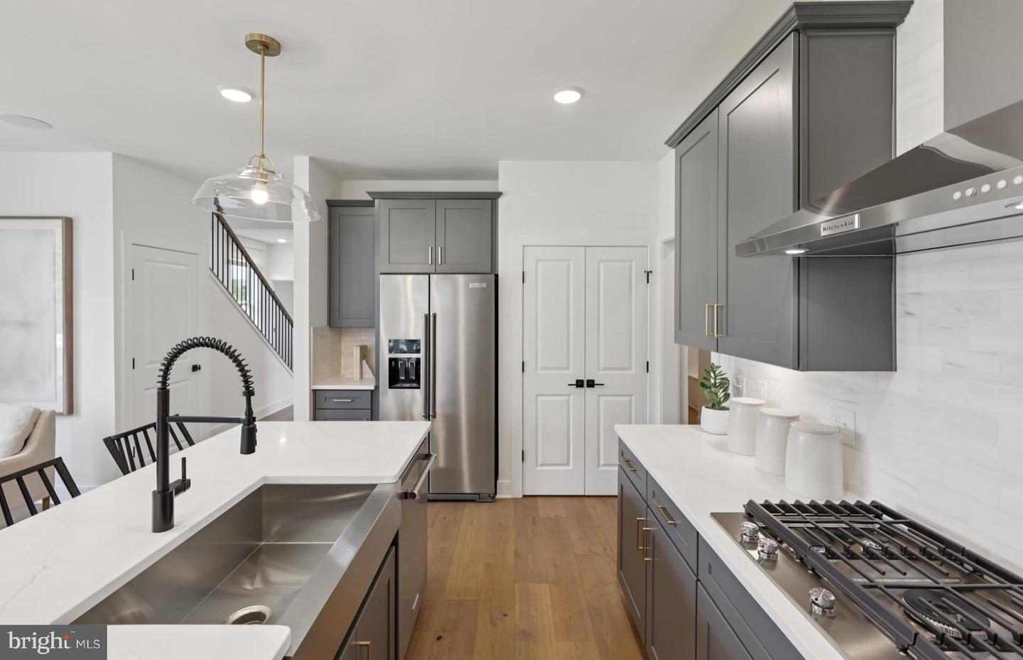 6098 AZURITE WAY, HAYMARKET, Virginia 20169, 3 Bedrooms Bedrooms, ,3 BathroomsBathrooms,Residential,For sale,6098 AZURITE WAY,VAPW2107616 MLS # VAPW2107616