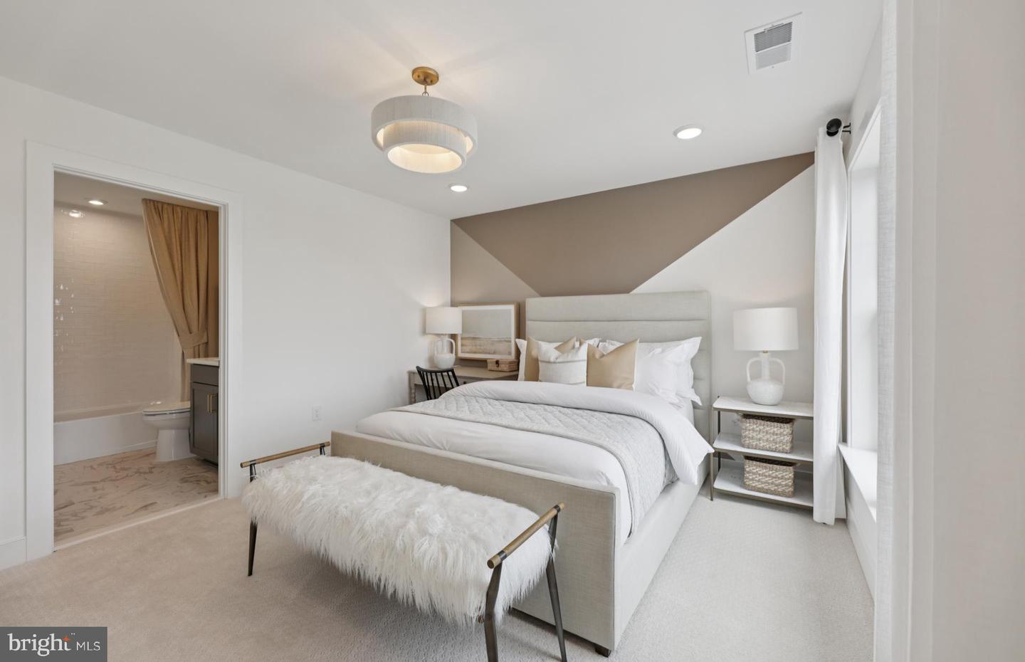 6183 AMBER LN, HAYMARKET, Virginia 20169, 3 Bedrooms Bedrooms, ,3 BathroomsBathrooms,Residential,For sale,6183 AMBER LN,VAPW2107618 MLS # VAPW2107618 6183 AMBER LN, HAYMARKET, Virginia 20169, 3 Bedrooms Bedrooms, ,3 BathroomsBathrooms,Residential,For sale,6183 AMBER LN,VAPW2107618 MLS # VAPW2107618