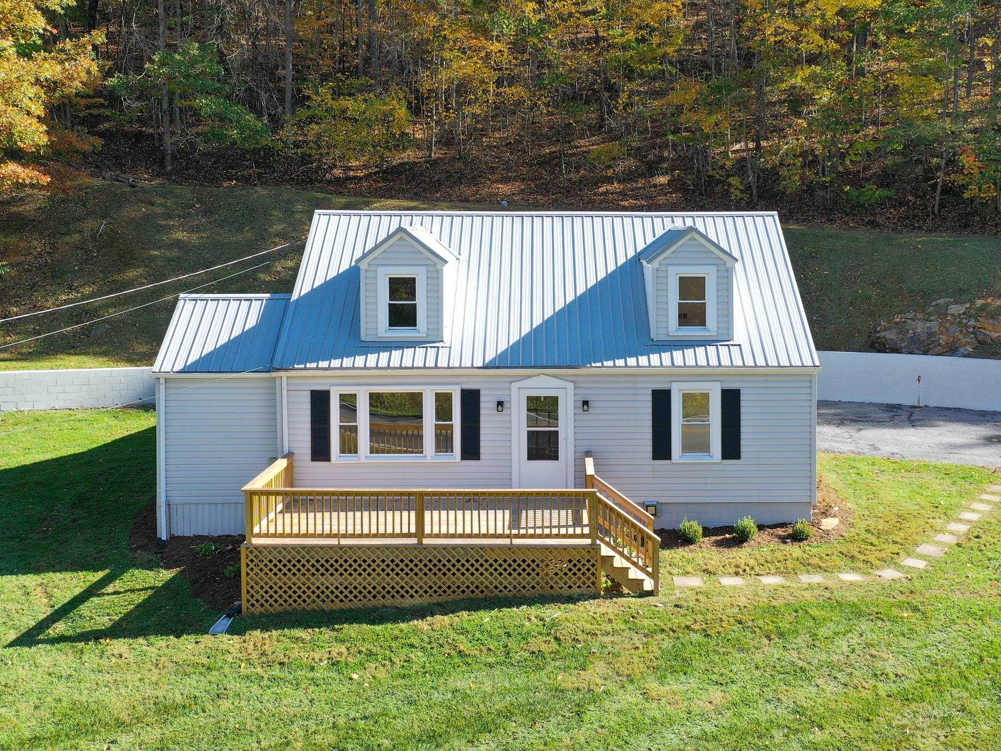 2020 WEST MIDLAND TRL, LEXINGTON, Virginia 24450, 3 Bedrooms Bedrooms, ,1 BathroomBathrooms,Residential,2020 WEST MIDLAND TRL,670390 MLS # 670390 2020 WEST MIDLAND TRL, LEXINGTON, Virginia 24450, 3 Bedrooms Bedrooms, ,1 BathroomBathrooms,Residential,2020 WEST MIDLAND TRL,670390 MLS # 670390