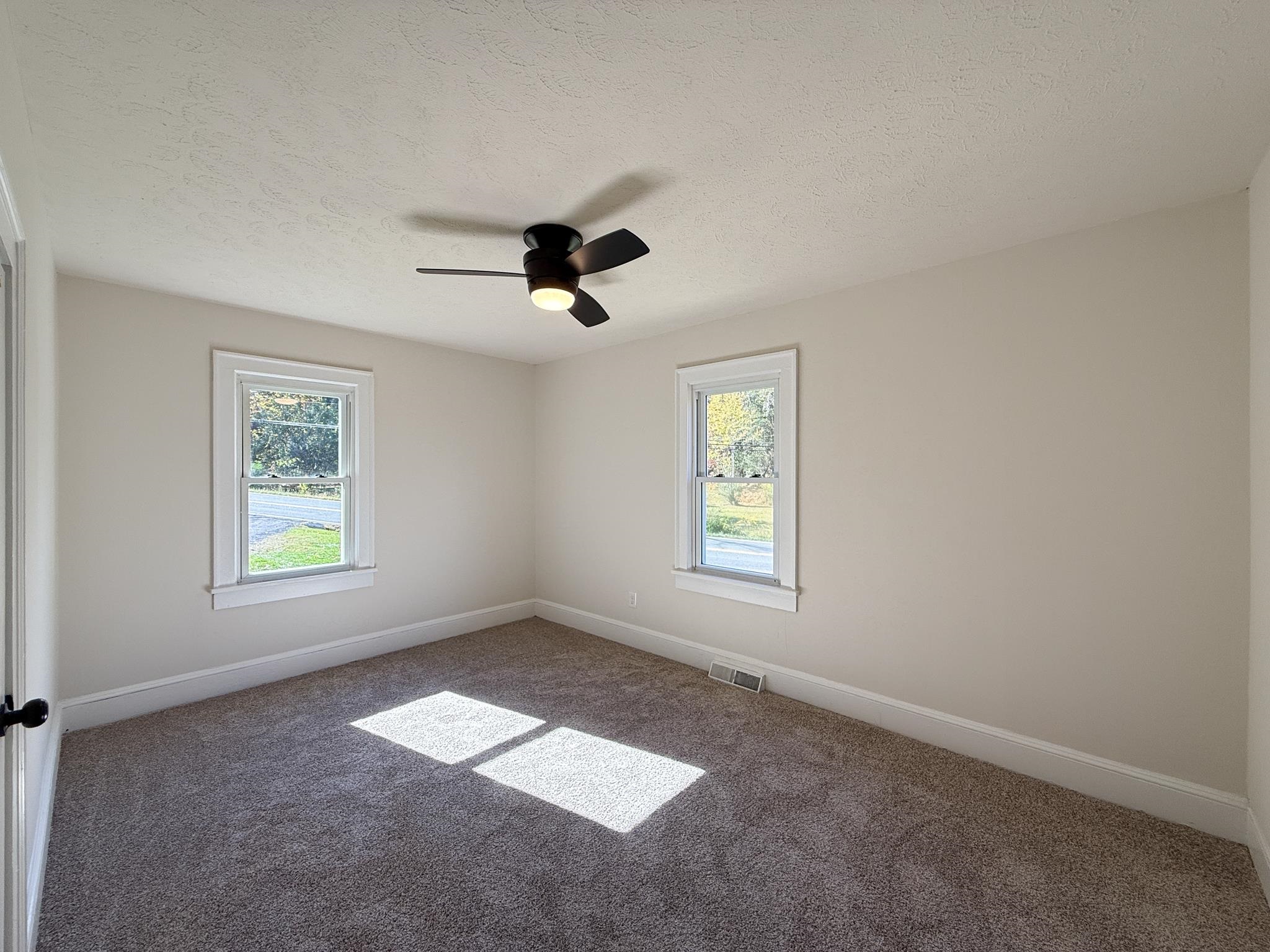 2020 WEST MIDLAND TRL, LEXINGTON, Virginia 24450, 3 Bedrooms Bedrooms, ,1 BathroomBathrooms,Residential,2020 WEST MIDLAND TRL,670390 MLS # 670390 2020 WEST MIDLAND TRL, LEXINGTON, Virginia 24450, 3 Bedrooms Bedrooms, ,1 BathroomBathrooms,Residential,2020 WEST MIDLAND TRL,670390 MLS # 670390