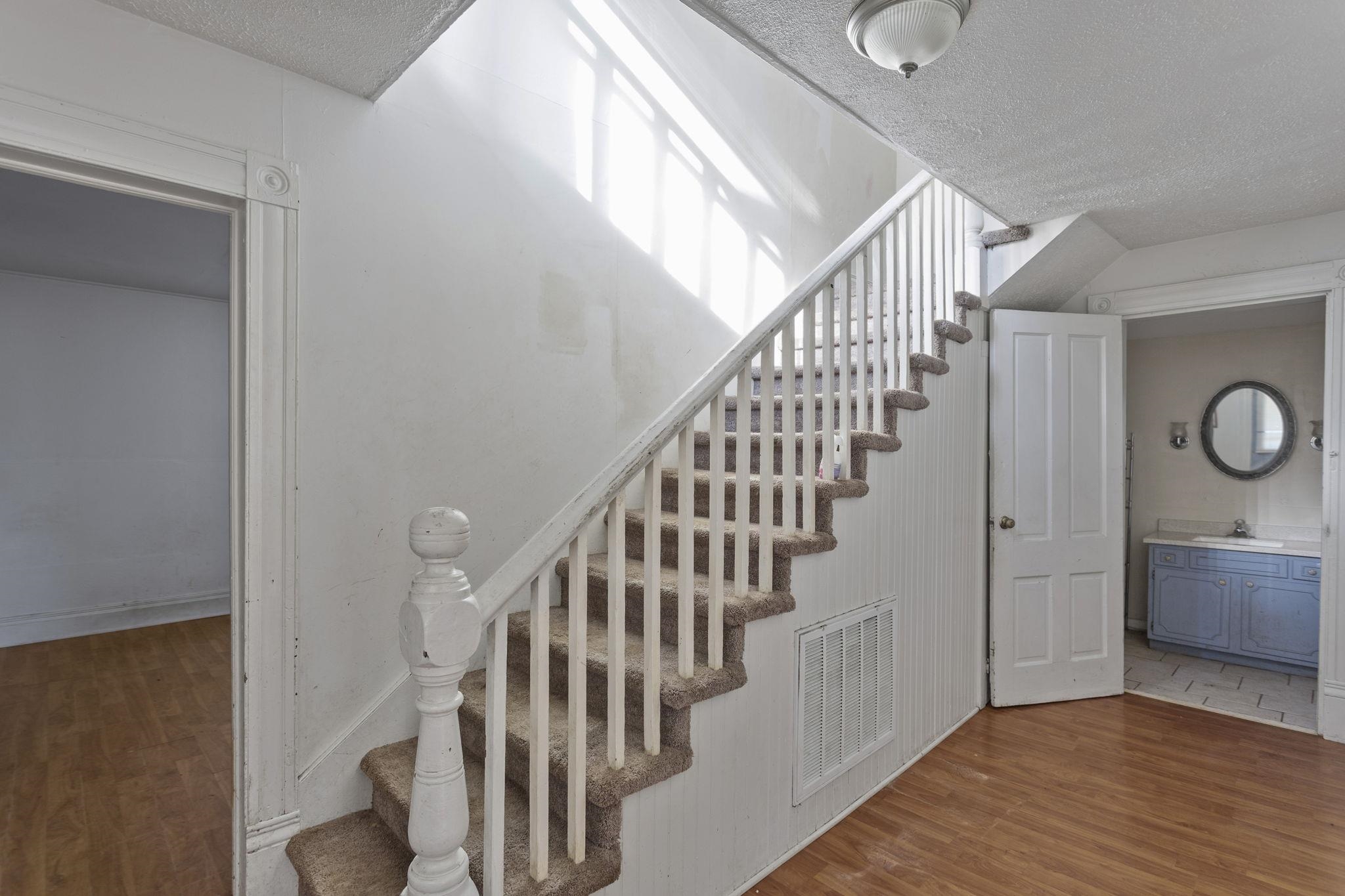 8 S CHESTNUT AVE, CRAIGSVILLE, Virginia 24430, 4 Bedrooms Bedrooms, ,1 BathroomBathrooms,Residential,8 S CHESTNUT AVE,670956 MLS # 670956 8 S CHESTNUT AVE, CRAIGSVILLE, Virginia 24430, 4 Bedrooms Bedrooms, ,1 BathroomBathrooms,Residential,8 S CHESTNUT AVE,670956 MLS # 670956