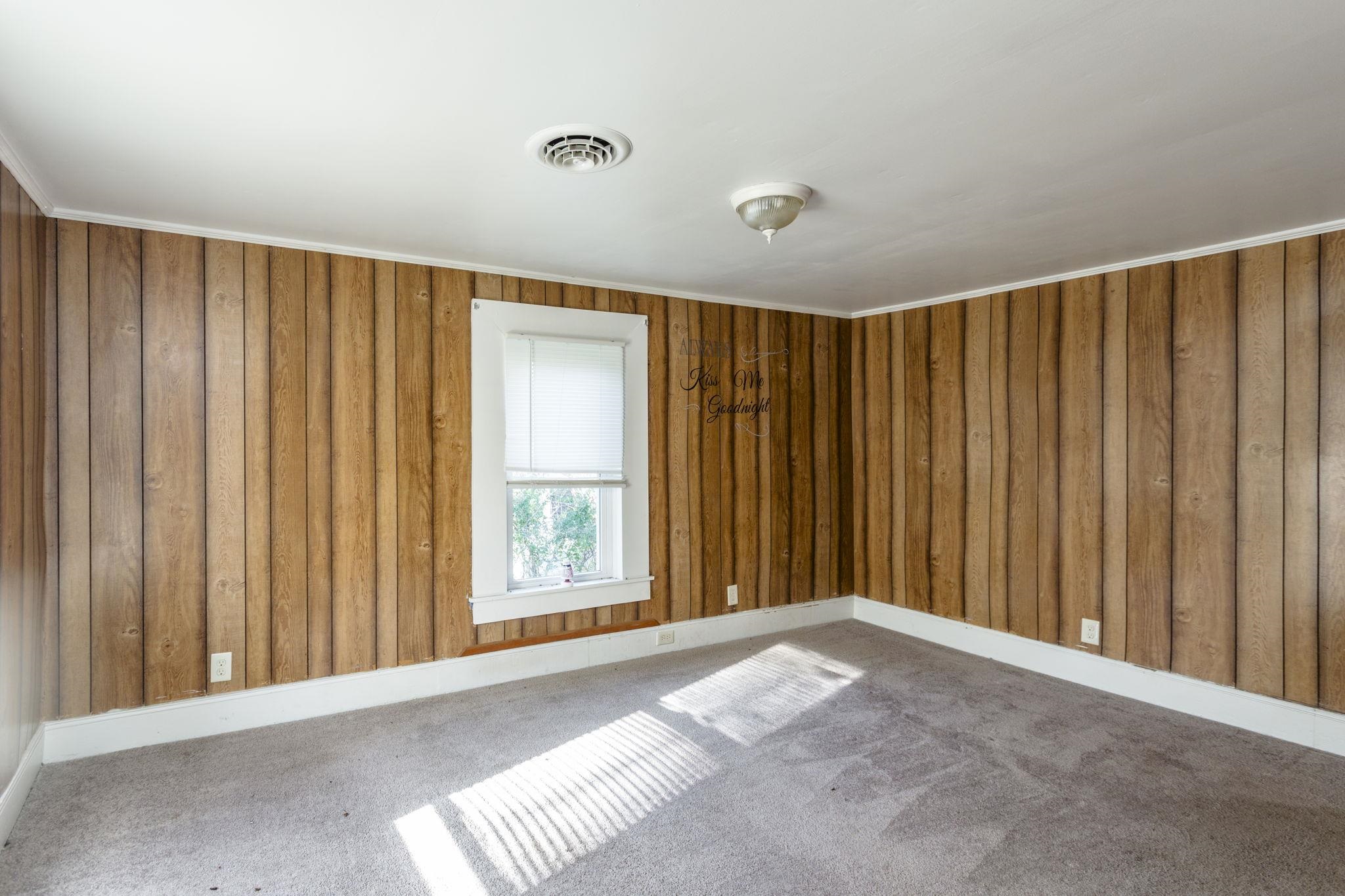 8 S CHESTNUT AVE, CRAIGSVILLE, Virginia 24430, 4 Bedrooms Bedrooms, ,1 BathroomBathrooms,Residential,8 S CHESTNUT AVE,670956 MLS # 670956 8 S CHESTNUT AVE, CRAIGSVILLE, Virginia 24430, 4 Bedrooms Bedrooms, ,1 BathroomBathrooms,Residential,8 S CHESTNUT AVE,670956 MLS # 670956