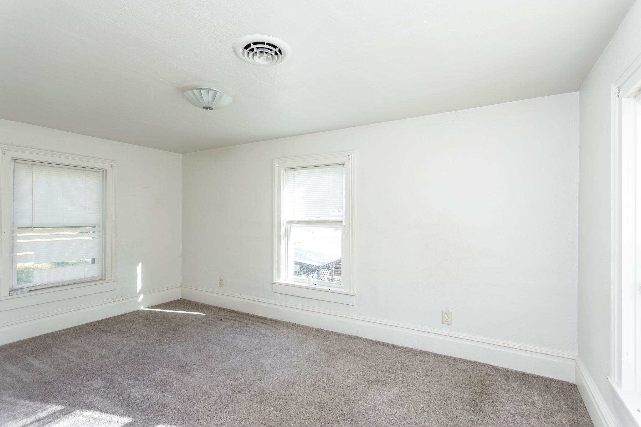 8 S CHESTNUT AVE, CRAIGSVILLE, Virginia 24430, 4 Bedrooms Bedrooms, ,1 BathroomBathrooms,Residential,8 S CHESTNUT AVE,670956 MLS # 670956 8 S CHESTNUT AVE, CRAIGSVILLE, Virginia 24430, 4 Bedrooms Bedrooms, ,1 BathroomBathrooms,Residential,8 S CHESTNUT AVE,670956 MLS # 670956