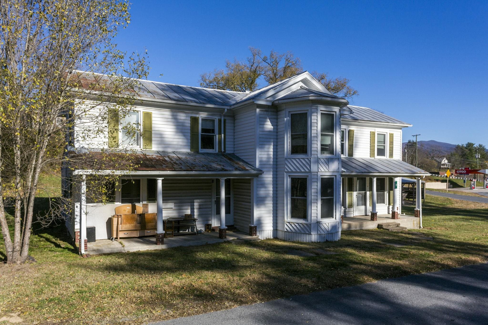 8 S CHESTNUT AVE, CRAIGSVILLE, Virginia 24430, 4 Bedrooms Bedrooms, ,1 BathroomBathrooms,Residential,8 S CHESTNUT AVE,670956 MLS # 670956 8 S CHESTNUT AVE, CRAIGSVILLE, Virginia 24430, 4 Bedrooms Bedrooms, ,1 BathroomBathrooms,Residential,8 S CHESTNUT AVE,670956 MLS # 670956