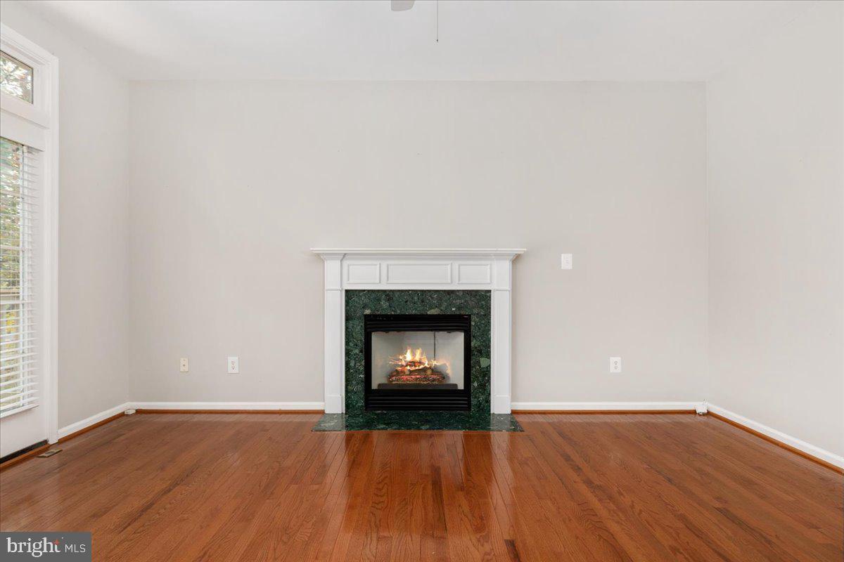 18688 POTOMAC STATION DR, LEESBURG, Virginia 20176, 4 Bedrooms Bedrooms, ,3 BathroomsBathrooms,Residential,For sale,18688 POTOMAC STATION DR,VALO2109196 MLS # VALO2109196