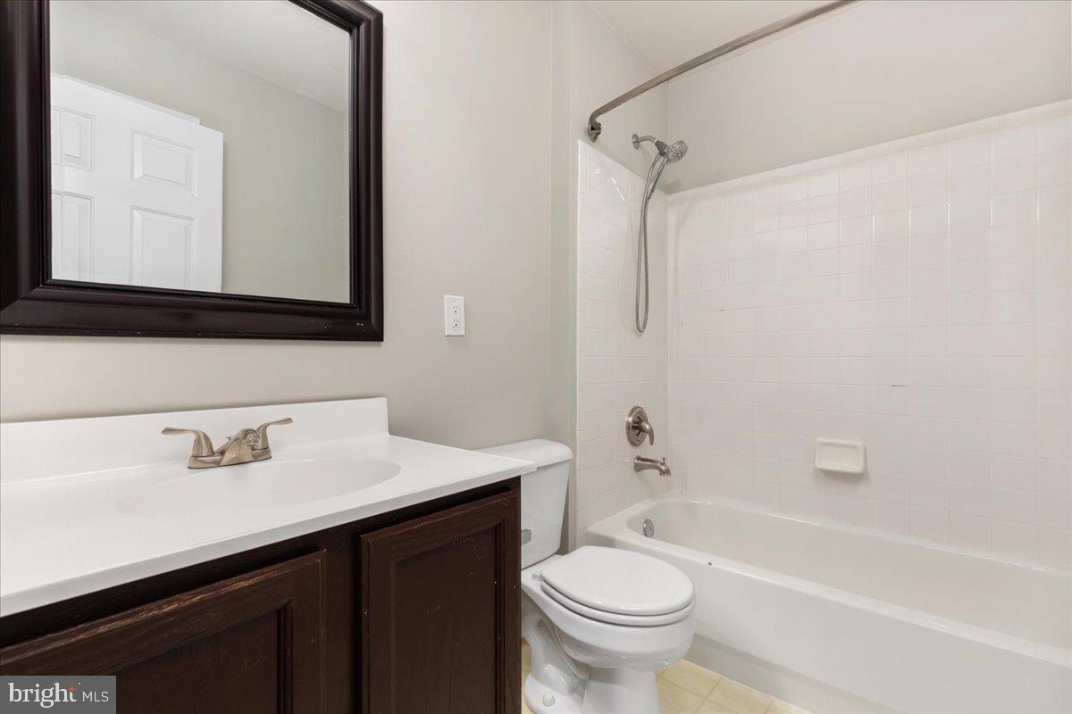 18688 POTOMAC STATION DR, LEESBURG, Virginia 20176, 4 Bedrooms Bedrooms, ,3 BathroomsBathrooms,Residential,For sale,18688 POTOMAC STATION DR,VALO2109196 MLS # VALO2109196