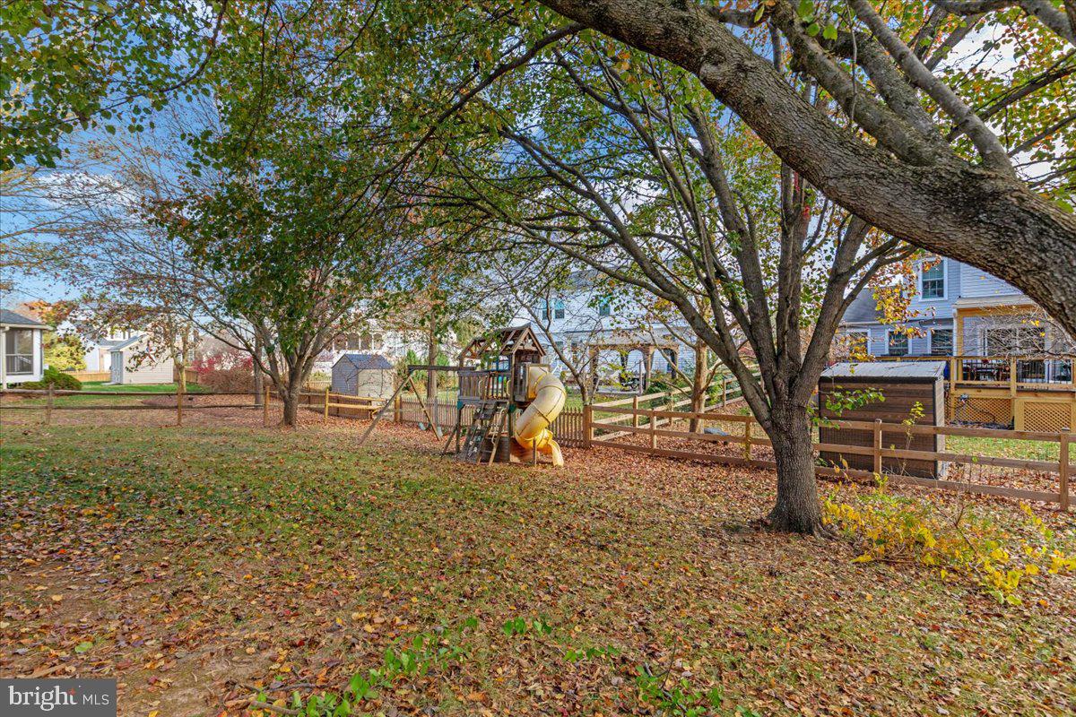 18688 POTOMAC STATION DR, LEESBURG, Virginia 20176, 4 Bedrooms Bedrooms, ,3 BathroomsBathrooms,Residential,For sale,18688 POTOMAC STATION DR,VALO2109196 MLS # VALO2109196