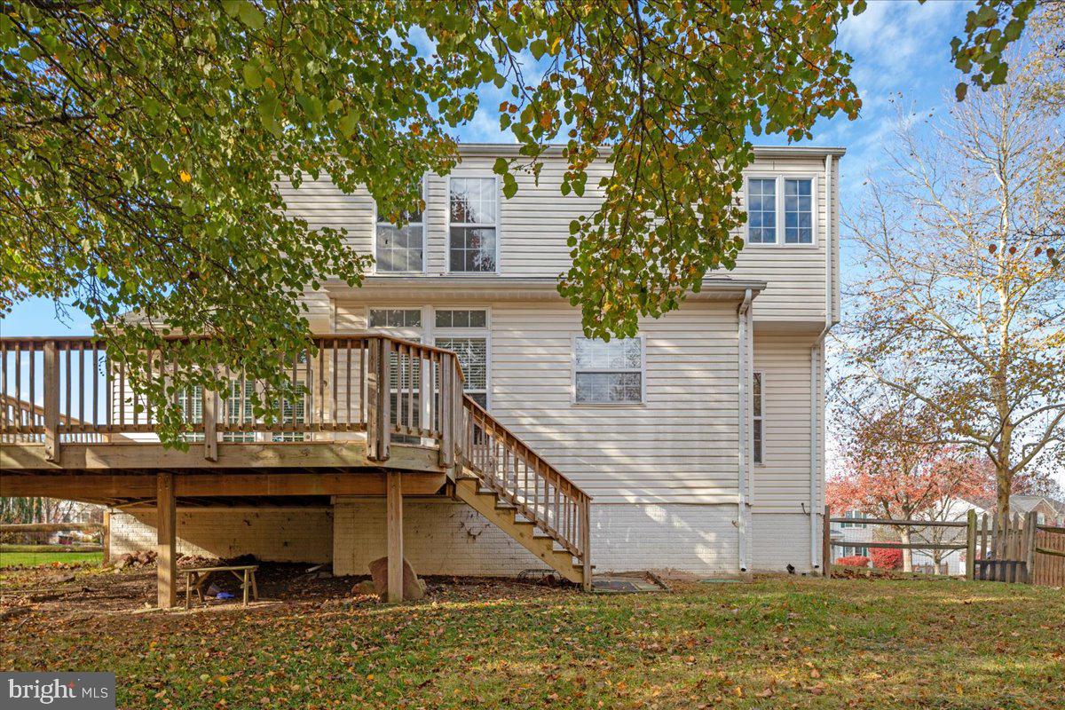 18688 POTOMAC STATION DR, LEESBURG, Virginia 20176, 4 Bedrooms Bedrooms, ,3 BathroomsBathrooms,Residential,For sale,18688 POTOMAC STATION DR,VALO2109196 MLS # VALO2109196