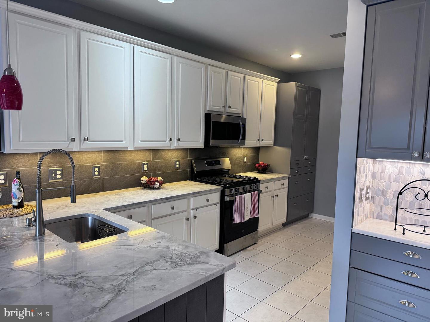 12221 SEAFORD CT, WOODBRIDGE, Virginia 22192, 3 Bedrooms Bedrooms, ,3 BathroomsBathrooms,Residential,For sale,12221 SEAFORD CT,VAPW2106306 MLS # VAPW2106306 12221 SEAFORD CT, WOODBRIDGE, Virginia 22192, 3 Bedrooms Bedrooms, ,3 BathroomsBathrooms,Residential,For sale,12221 SEAFORD CT,VAPW2106306 MLS # VAPW2106306