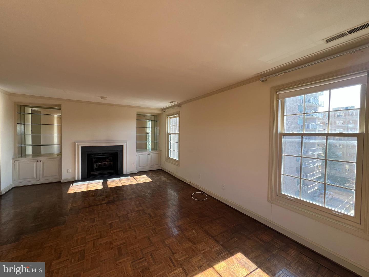 2828 WISCONSIN AVE NW #506, WASHINGTON, District Of Columbia 20007, 3 Bedrooms Bedrooms, ,2 BathroomsBathrooms,Residential,For sale,2828 WISCONSIN AVE NW #506,DCDC2230832 MLS # DCDC2230832