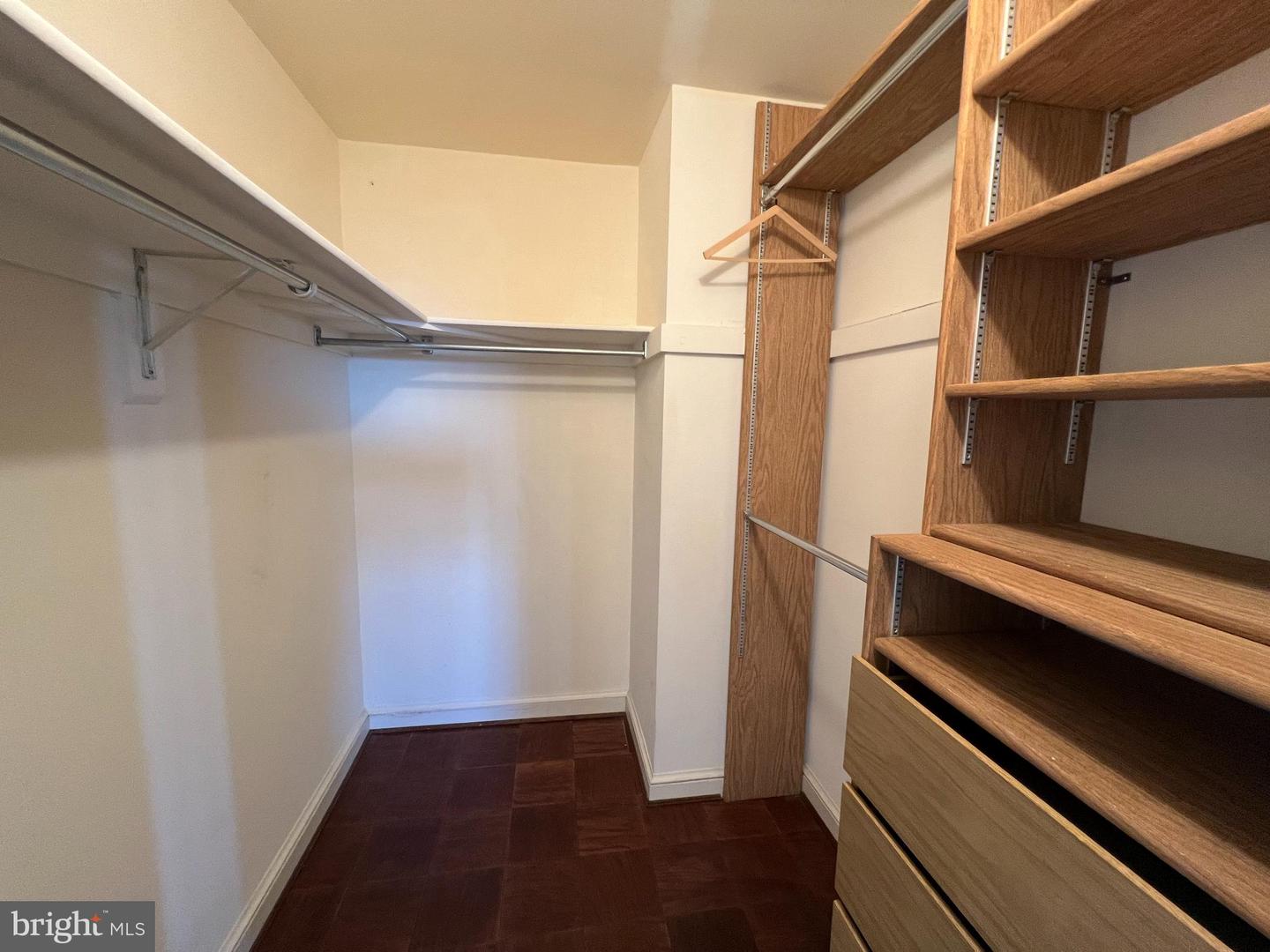 2828 WISCONSIN AVE NW #506, WASHINGTON, District Of Columbia 20007, 3 Bedrooms Bedrooms, ,2 BathroomsBathrooms,Residential,For sale,2828 WISCONSIN AVE NW #506,DCDC2230832 MLS # DCDC2230832