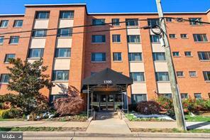 1300 S ARLINGTON RIDGE RD #702, ARLINGTON, Virginia 22202, 2 Bedrooms Bedrooms, ,1 BathroomBathrooms,Residential,For sale,1300 S ARLINGTON RIDGE RD #702,VAAR2065842 MLS # VAAR2065842 1300 S ARLINGTON RIDGE RD #702, ARLINGTON, Virginia 22202, 2 Bedrooms Bedrooms, ,1 BathroomBathrooms,Residential,For sale,1300 S ARLINGTON RIDGE RD #702,VAAR2065842 MLS # VAAR2065842