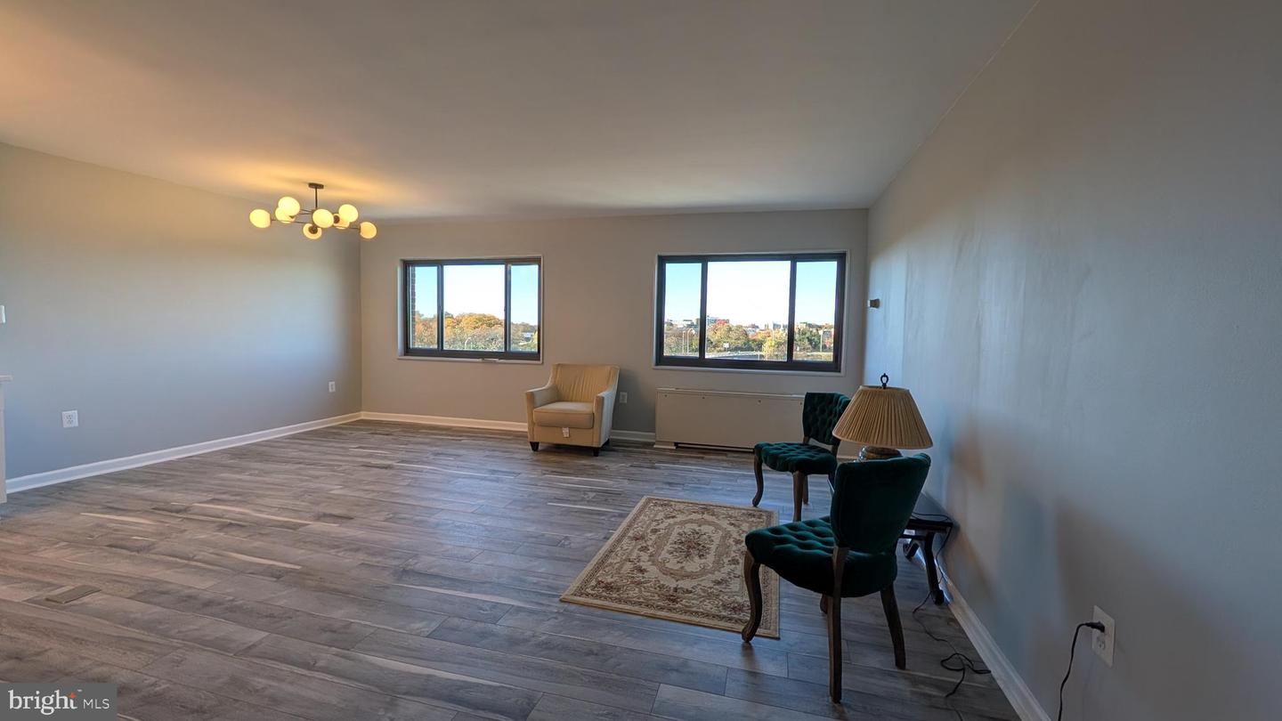 1300 S ARLINGTON RIDGE RD #702, ARLINGTON, Virginia 22202, 2 Bedrooms Bedrooms, ,1 BathroomBathrooms,Residential,For sale,1300 S ARLINGTON RIDGE RD #702,VAAR2065842 MLS # VAAR2065842 1300 S ARLINGTON RIDGE RD #702, ARLINGTON, Virginia 22202, 2 Bedrooms Bedrooms, ,1 BathroomBathrooms,Residential,For sale,1300 S ARLINGTON RIDGE RD #702,VAAR2065842 MLS # VAAR2065842