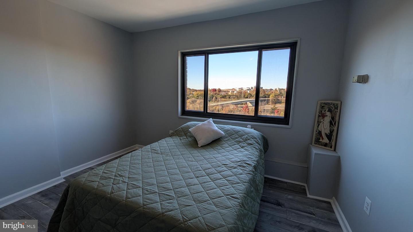 1300 S ARLINGTON RIDGE RD #702, ARLINGTON, Virginia 22202, 2 Bedrooms Bedrooms, ,1 BathroomBathrooms,Residential,For sale,1300 S ARLINGTON RIDGE RD #702,VAAR2065842 MLS # VAAR2065842 1300 S ARLINGTON RIDGE RD #702, ARLINGTON, Virginia 22202, 2 Bedrooms Bedrooms, ,1 BathroomBathrooms,Residential,For sale,1300 S ARLINGTON RIDGE RD #702,VAAR2065842 MLS # VAAR2065842