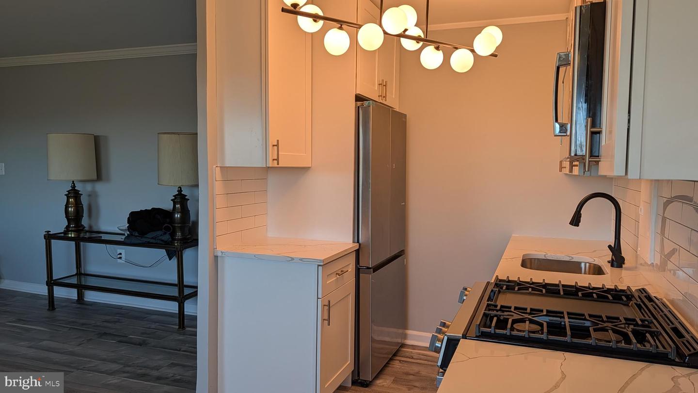 1300 S ARLINGTON RIDGE RD #702, ARLINGTON, Virginia 22202, 2 Bedrooms Bedrooms, ,1 BathroomBathrooms,Residential,For sale,1300 S ARLINGTON RIDGE RD #702,VAAR2065842 MLS # VAAR2065842 1300 S ARLINGTON RIDGE RD #702, ARLINGTON, Virginia 22202, 2 Bedrooms Bedrooms, ,1 BathroomBathrooms,Residential,For sale,1300 S ARLINGTON RIDGE RD #702,VAAR2065842 MLS # VAAR2065842