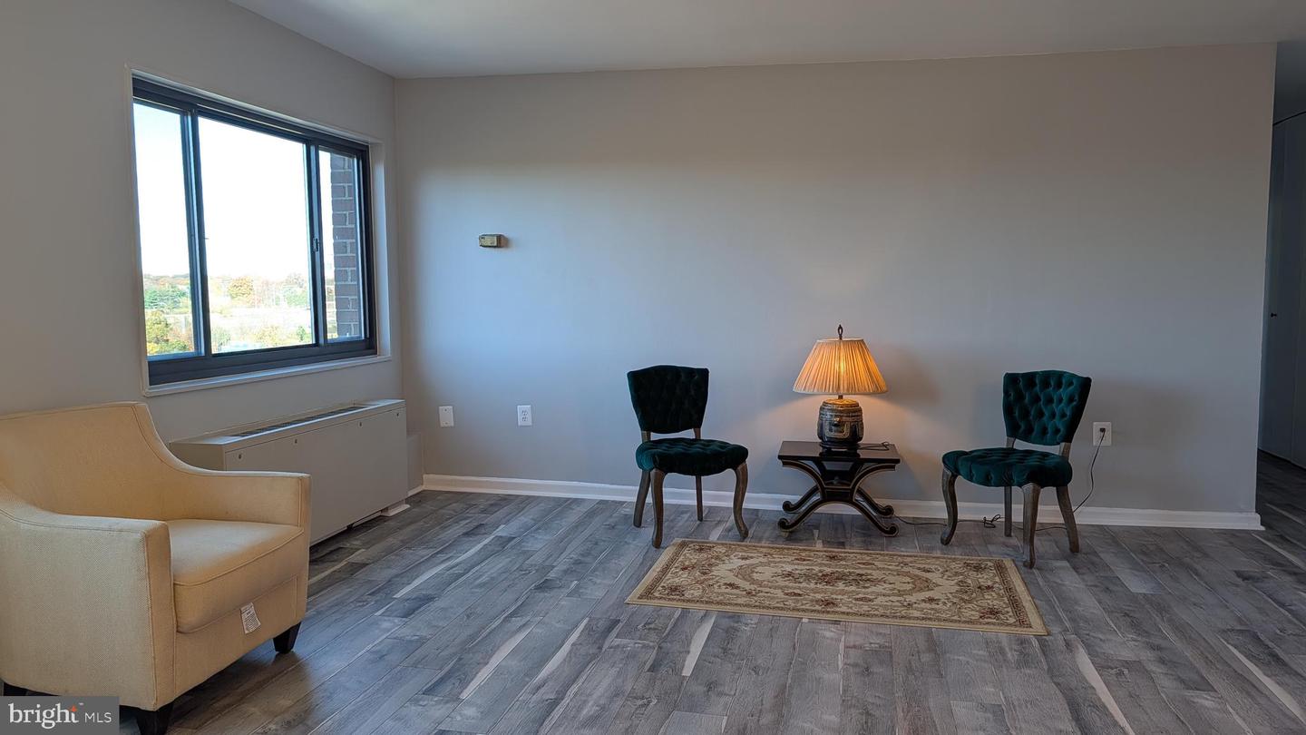 1300 S ARLINGTON RIDGE RD #702, ARLINGTON, Virginia 22202, 2 Bedrooms Bedrooms, ,1 BathroomBathrooms,Residential,For sale,1300 S ARLINGTON RIDGE RD #702,VAAR2065842 MLS # VAAR2065842 1300 S ARLINGTON RIDGE RD #702, ARLINGTON, Virginia 22202, 2 Bedrooms Bedrooms, ,1 BathroomBathrooms,Residential,For sale,1300 S ARLINGTON RIDGE RD #702,VAAR2065842 MLS # VAAR2065842