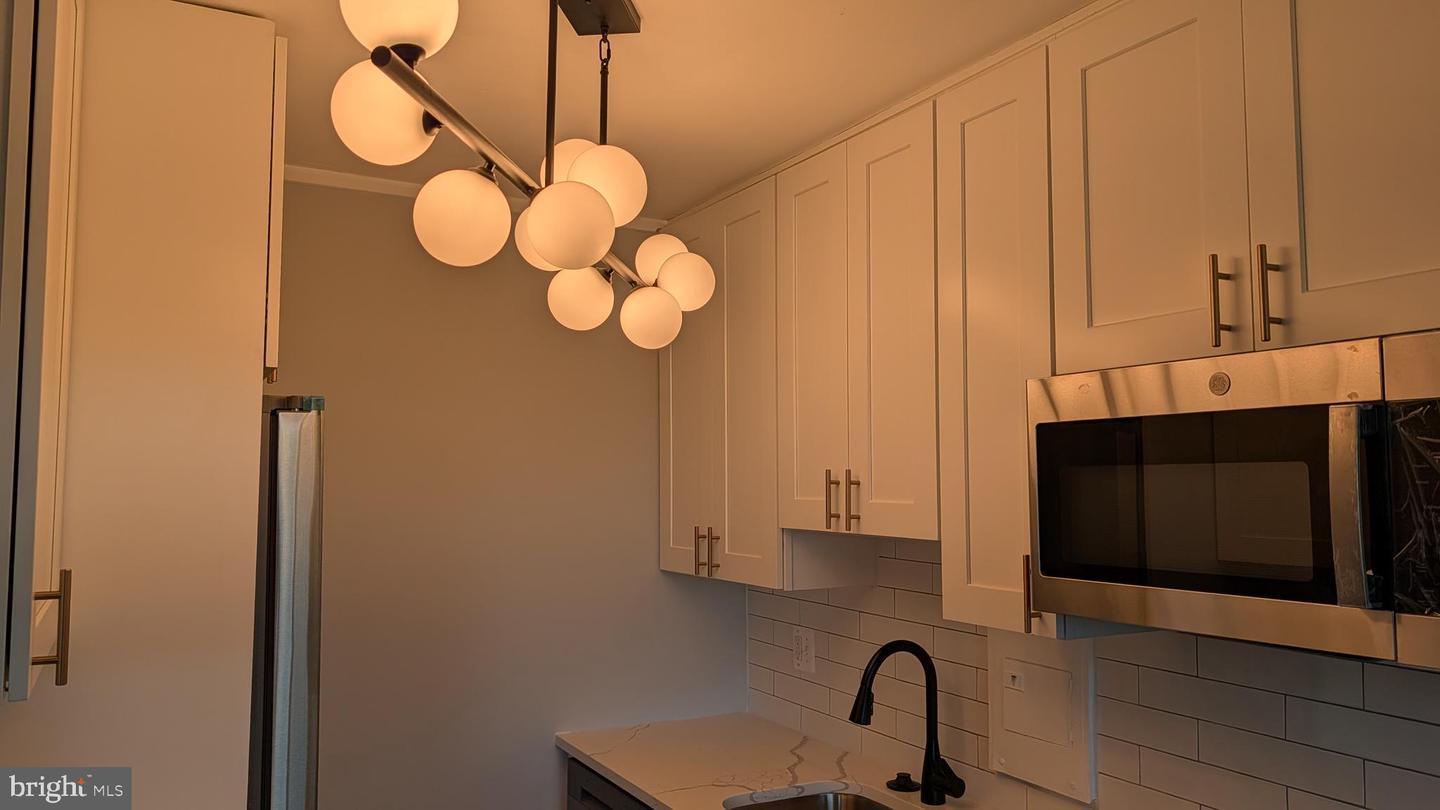 1300 S ARLINGTON RIDGE RD #702, ARLINGTON, Virginia 22202, 2 Bedrooms Bedrooms, ,1 BathroomBathrooms,Residential,For sale,1300 S ARLINGTON RIDGE RD #702,VAAR2065842 MLS # VAAR2065842 1300 S ARLINGTON RIDGE RD #702, ARLINGTON, Virginia 22202, 2 Bedrooms Bedrooms, ,1 BathroomBathrooms,Residential,For sale,1300 S ARLINGTON RIDGE RD #702,VAAR2065842 MLS # VAAR2065842