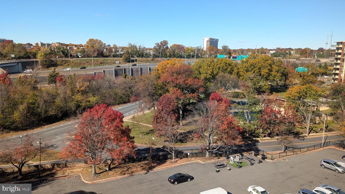 1300 S ARLINGTON RIDGE RD #702, ARLINGTON, Virginia 22202, 2 Bedrooms Bedrooms, ,1 BathroomBathrooms,Residential,For sale,1300 S ARLINGTON RIDGE RD #702,VAAR2065842 MLS # VAAR2065842 1300 S ARLINGTON RIDGE RD #702, ARLINGTON, Virginia 22202, 2 Bedrooms Bedrooms, ,1 BathroomBathrooms,Residential,For sale,1300 S ARLINGTON RIDGE RD #702,VAAR2065842 MLS # VAAR2065842