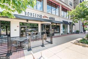 1300 S ARLINGTON RIDGE RD #702, ARLINGTON, Virginia 22202, 2 Bedrooms Bedrooms, ,1 BathroomBathrooms,Residential,For sale,1300 S ARLINGTON RIDGE RD #702,VAAR2065842 MLS # VAAR2065842 1300 S ARLINGTON RIDGE RD #702, ARLINGTON, Virginia 22202, 2 Bedrooms Bedrooms, ,1 BathroomBathrooms,Residential,For sale,1300 S ARLINGTON RIDGE RD #702,VAAR2065842 MLS # VAAR2065842